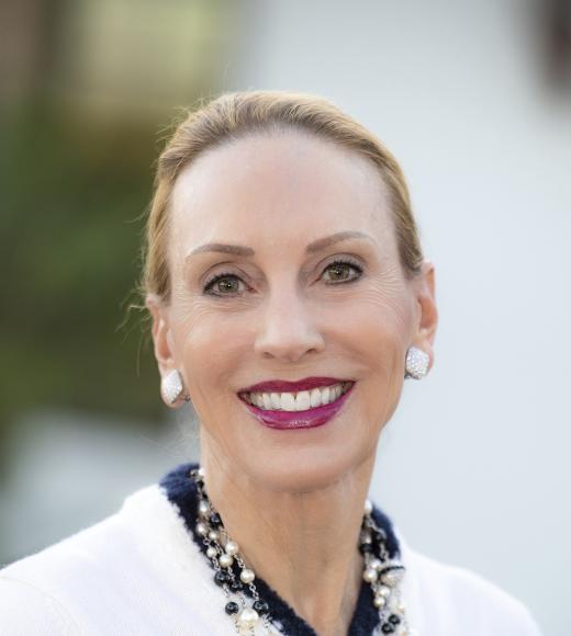 Marcia Messmer business portrait